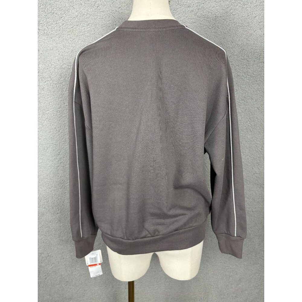 Rebellious One Women's Juniors' Star Applique Crewneck Sweatshirt Gray XS NWT's - Picture 5 of 8